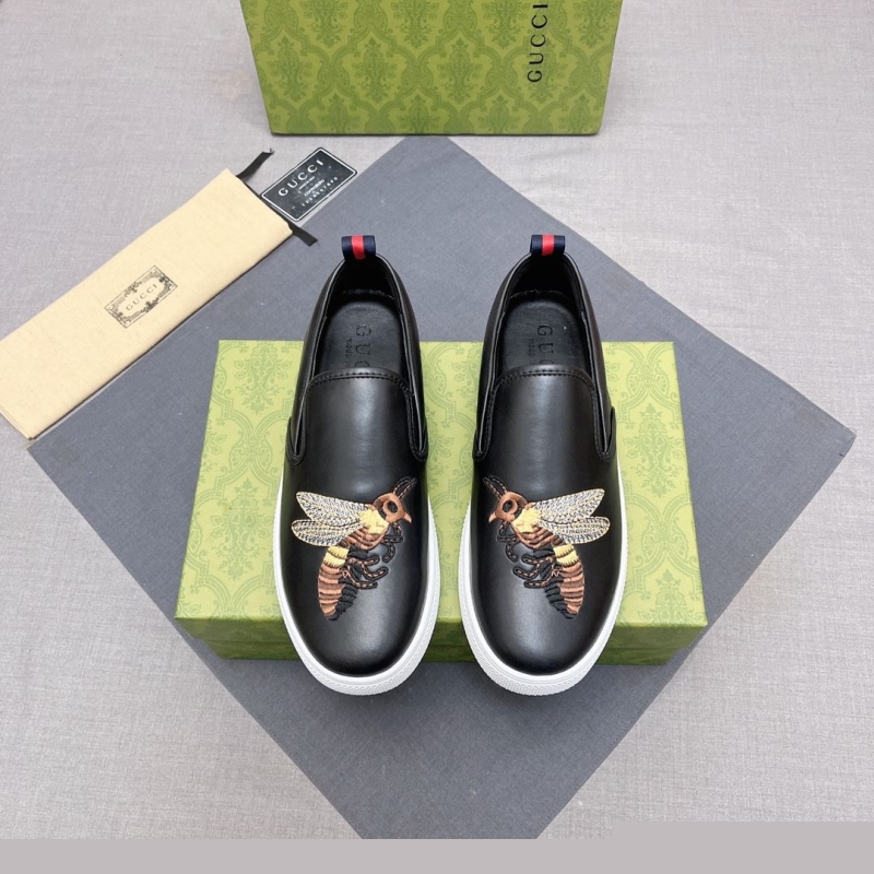 G*u*i casual shoes